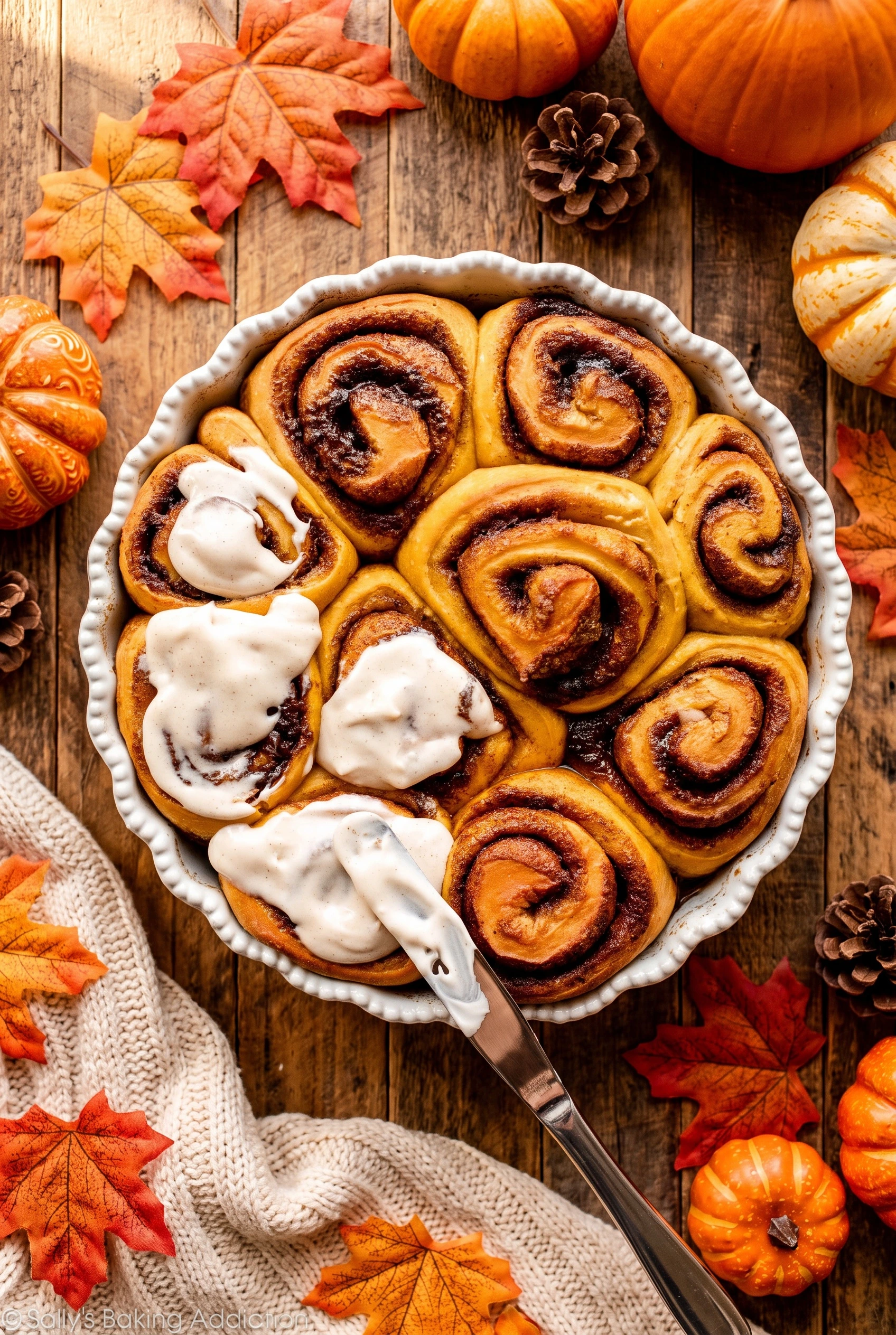 Pumpkin Cinnamon Rolls