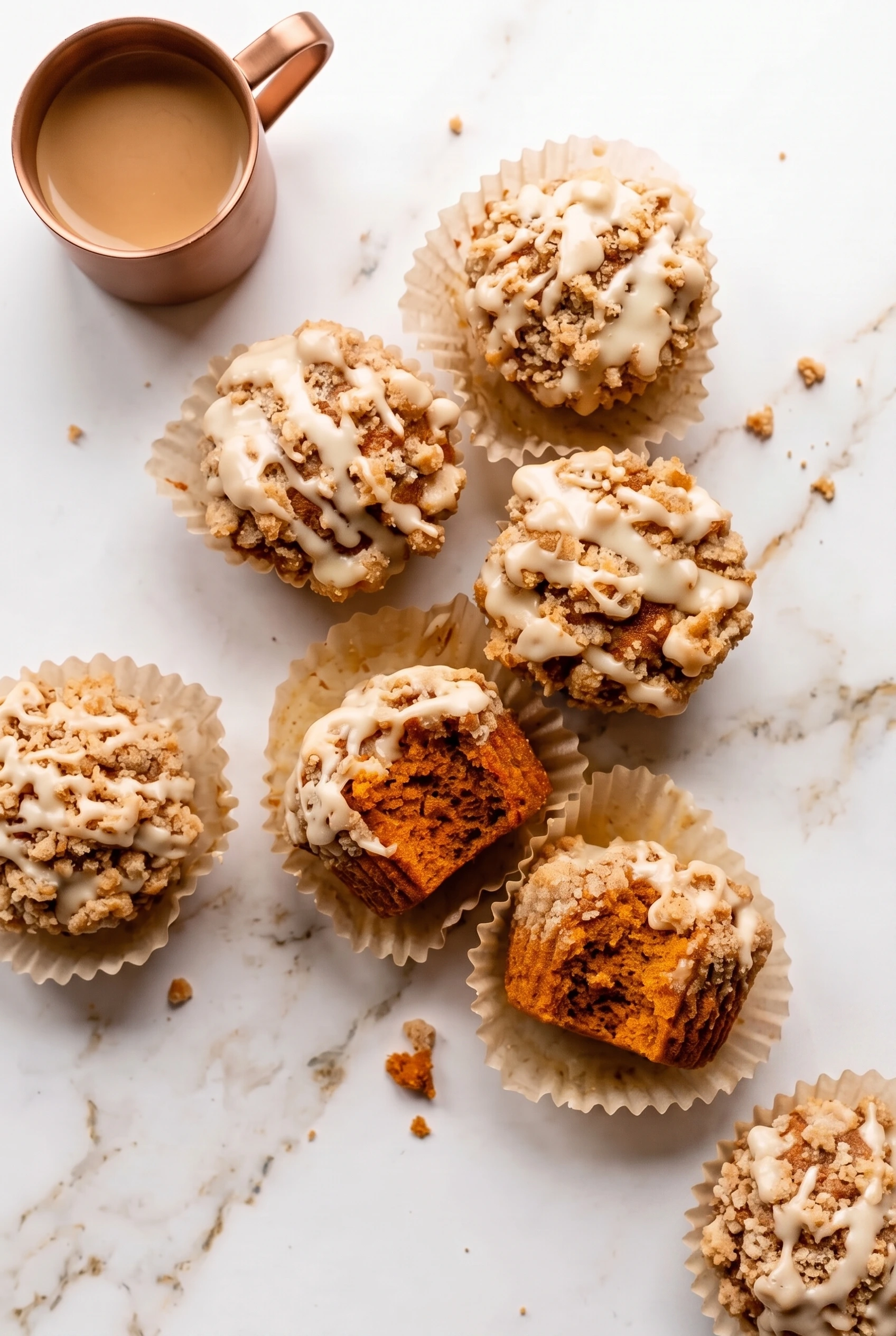 Pumpkin Crumb Cake Muffins