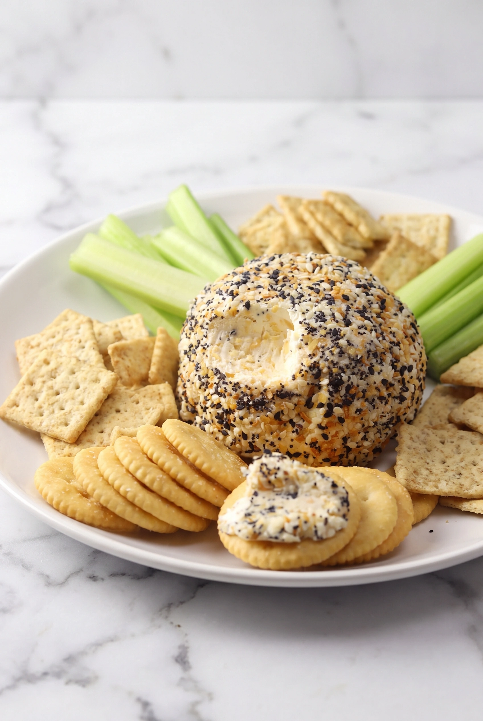 Everything Bagel Cheese Ball